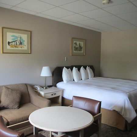 Balmer Hotel Red Lake Dış mekan fotoğraf
